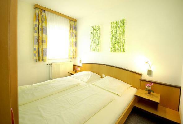 Familienhotel Reiterhof Runding ภายนอก รูปภาพ